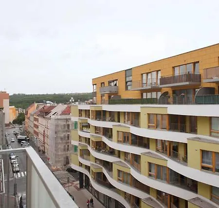 Habi With Free Parking Praha
